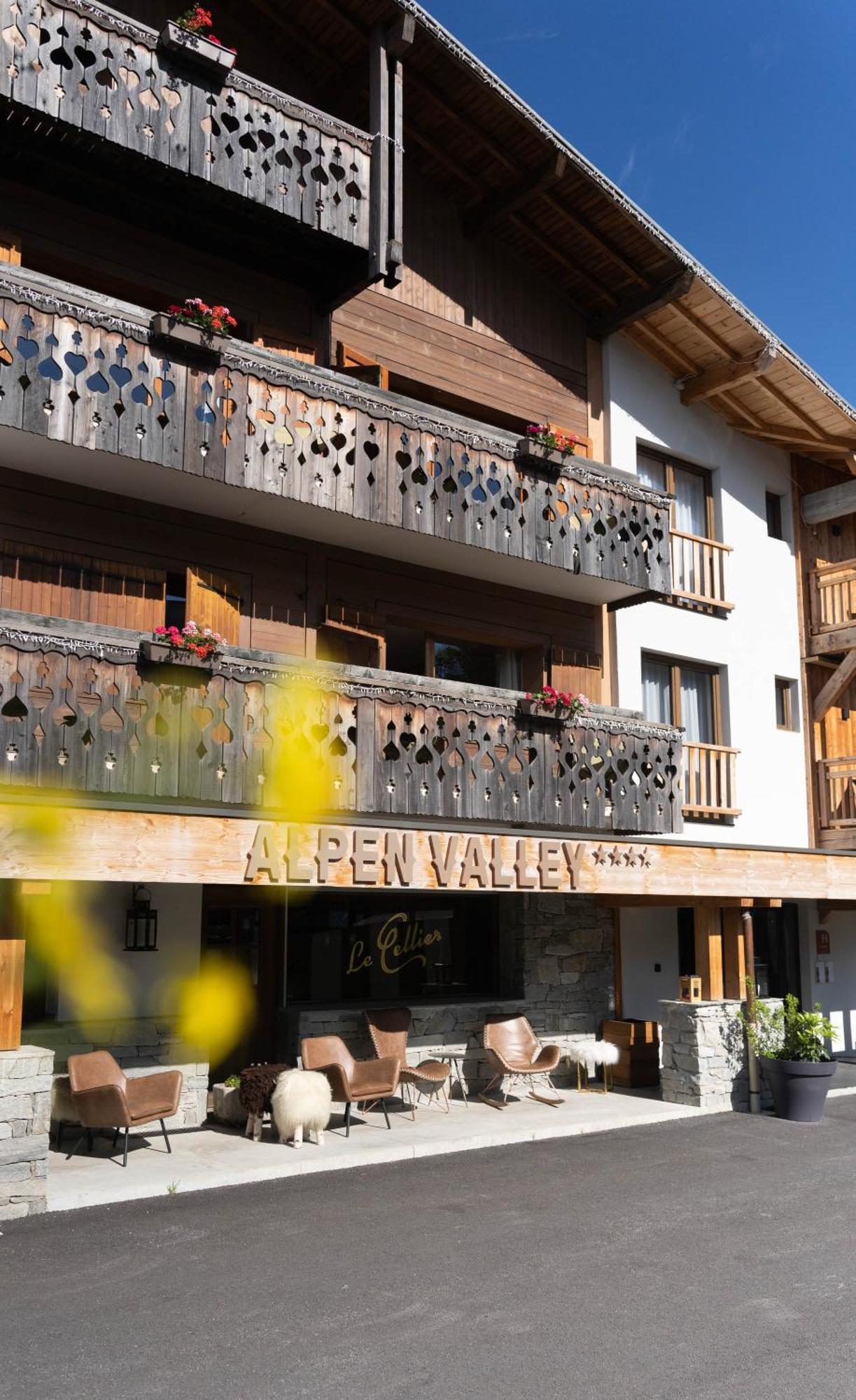 Chalet Alpen Valley, Mont-Blanc Combloux Exterior photo